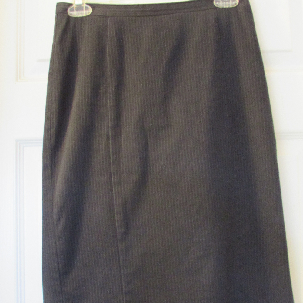 H&M Pinstripe Skirt, Size 4